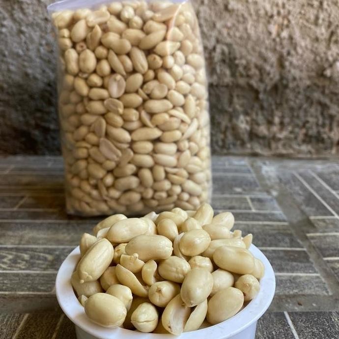 

Kacang Tanah Kupas (Masih Mentah) 1Kg Kering Cemilan Snack Makanan Allshop