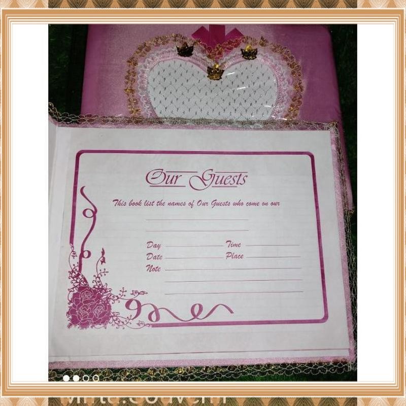 

Berkualitas set buku tamu undangan renda love warna pink (1 set isi 2 buku+2 pulpen) HYU-21