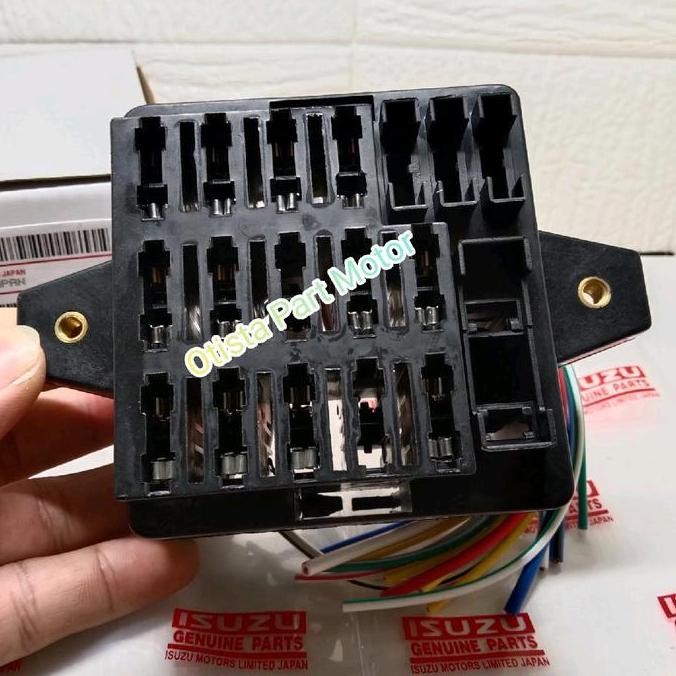 Fuse Box Sekring Rumah Sekring Kabel Isuzu Panther 2.3 2.5 2300Cc 2500Cc Touring Turbo Kapsul Kotak 