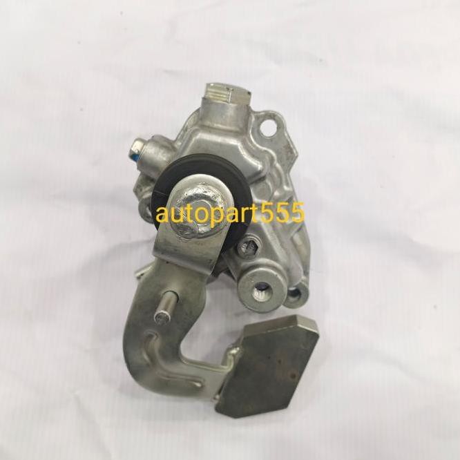 Kotekan Transmisi Persneling Tongkat Transmisi Sigra Calya Manual