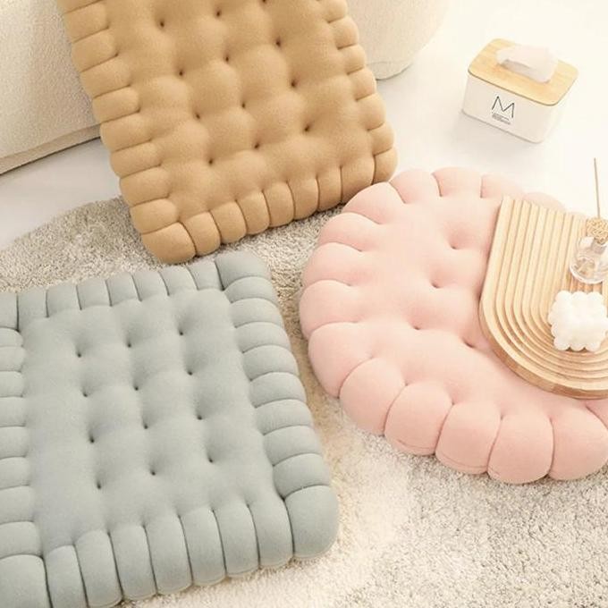 BEBAS ONGKIR - Bantal duduk motif biskuit / Sofa bantal ruangan lucu besar