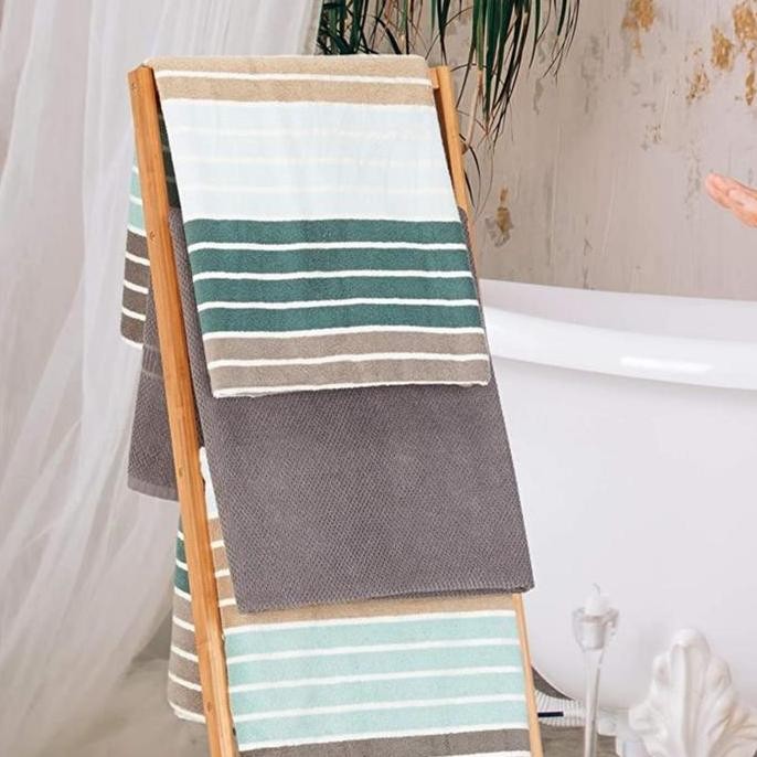 Rak Handuk Tangga Kayu Modern Minimalis / Stand Hanger Aeshtetic