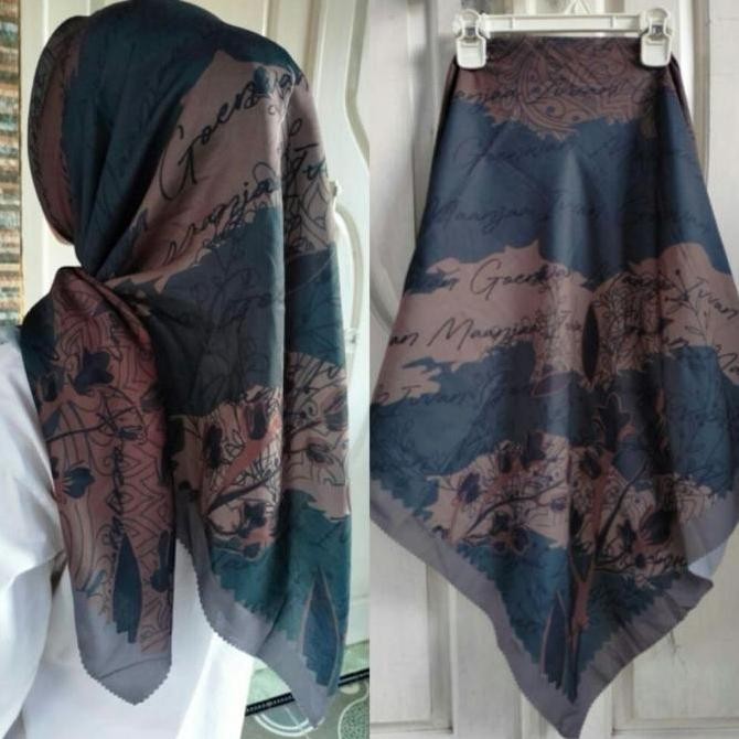 (Good) Hijab Segi Empat Manja Ivan Gunawan