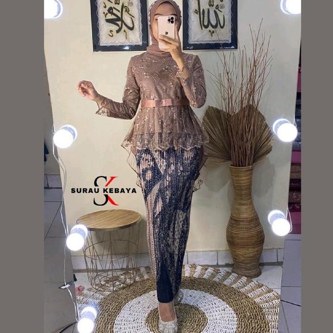 Kebaya Wisuda Modern Remaja Mewah dan Simple 2024 / Setelan  Kondangan Brokat Wanita Dengan Bawahan 
