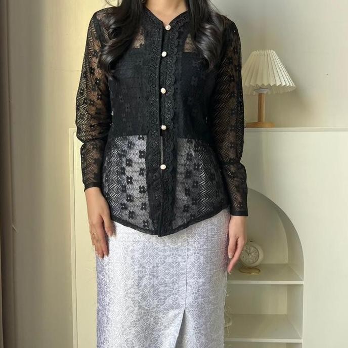 Hoolaqueen - Saras Kebaya - Kebaya Brukat Bali - Kebaya Simple - Outfit Kondangan Wanita Baju Pesta 