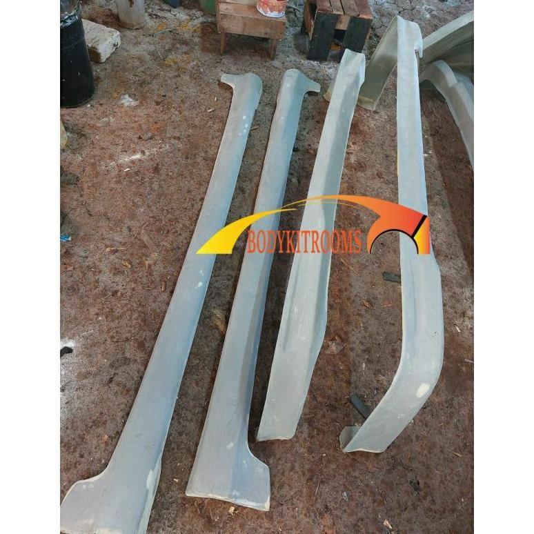Bodykit Innova 2004 - 2007