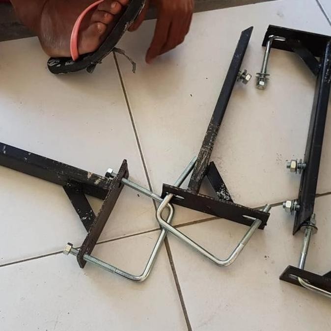 kaki kaki mobil hilux hiluk footstep injakan kaki orinal pabrik