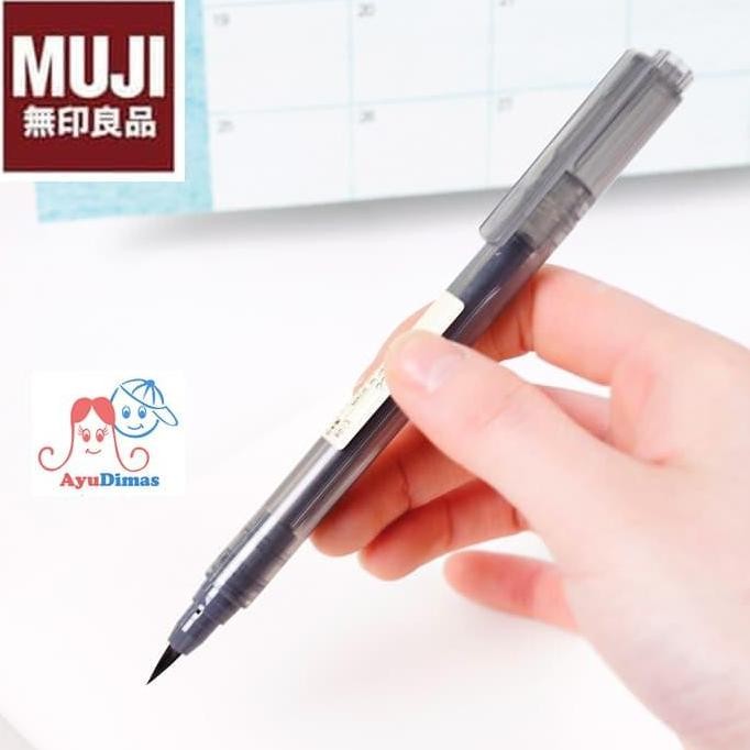 

Muji - Soft Brush Pen - Pena Kaligrafi / Calligraphy Pen
