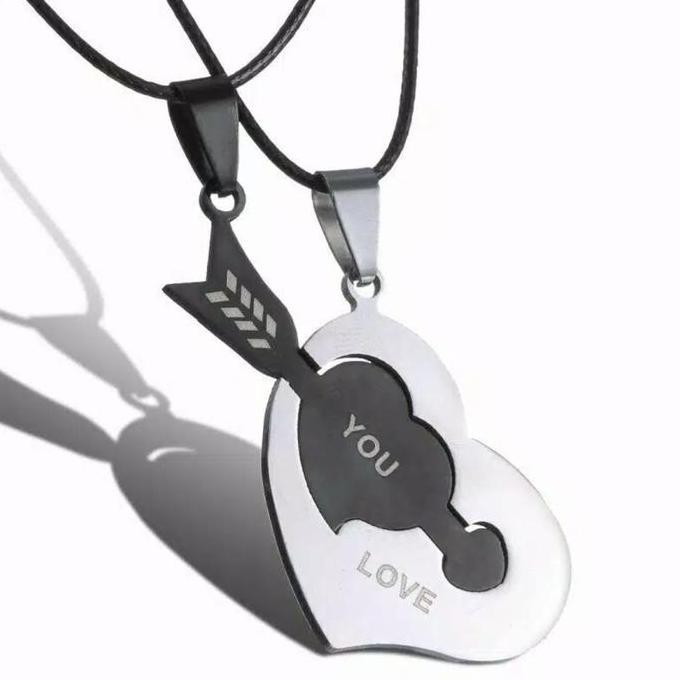 Kalung Couple PANAH HITAM Cinta Hati Titanium Antikarat impor korea