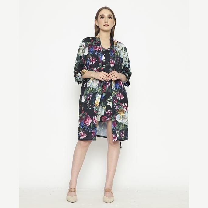 600619-Cynthia Kimono Set 2 In 1 Motif Flower - Black