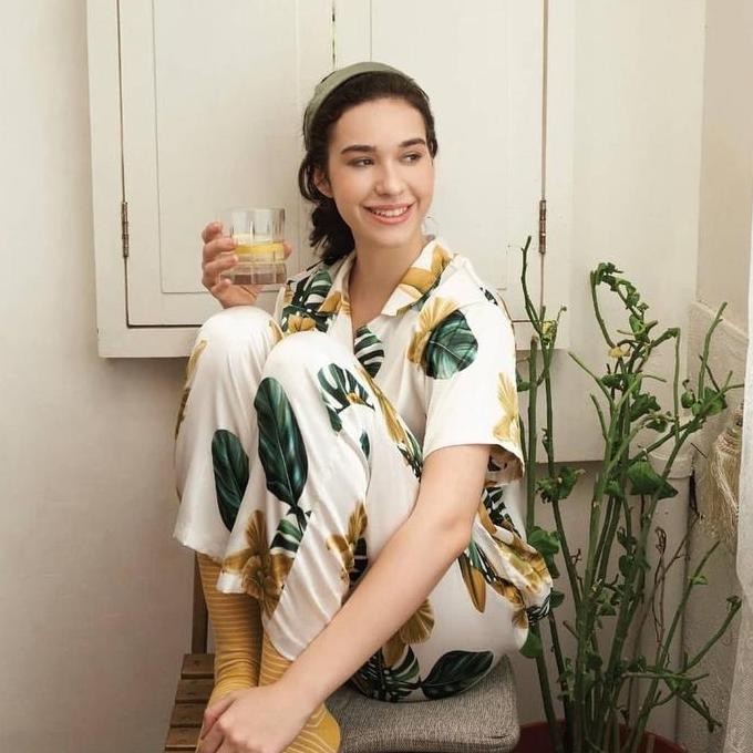 Wacoal Piyama 2 Pieces Set Celana Panjang / Pendek Silk Baju Tidur