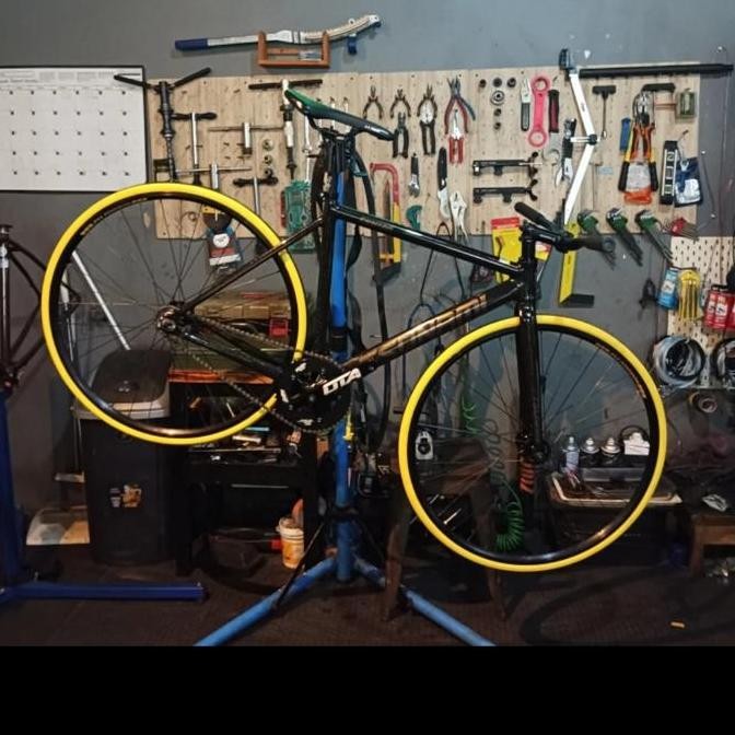 Fullbike tsunami snm100 fixie fixed gear paket siap gowes