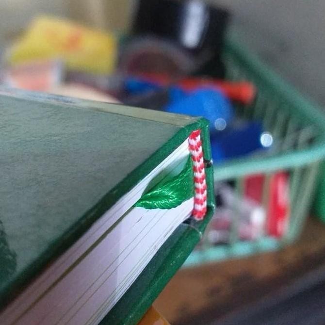 PAKET HARDCOVER SKRIPSI TESIS LAPORAN 150 LBR PRINT LASER WARNA+PRINT Original