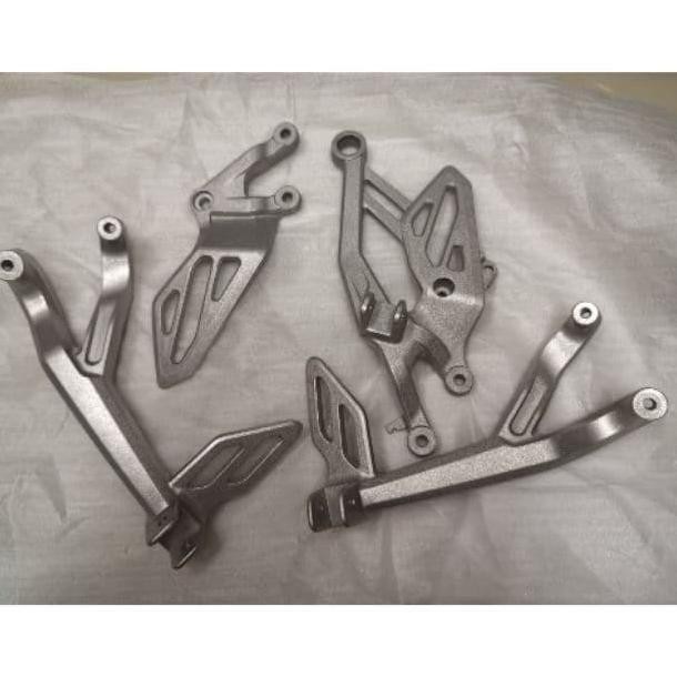 BRACKET FOOTSTEP DEPAN BELAKANG NEW R15 VVA V3 ORIGINAL YAMAHA Motorcycle Original
