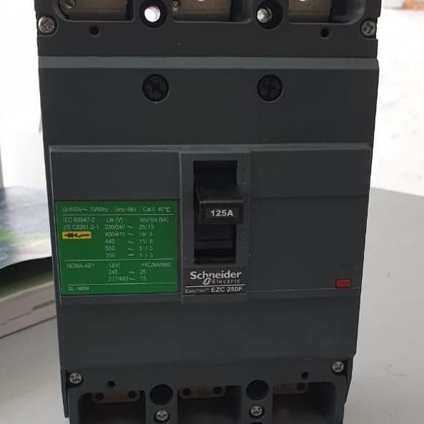 Promo MCCB EZC 250F 3P 125A Schneider MCCB EZC 250 F 3P 125 Ampere COD