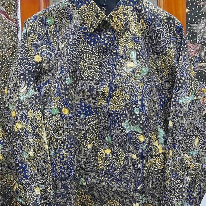 Kemeja lengan panjang Batik Tulis Lasem Motif Sekar Jagad klasikan