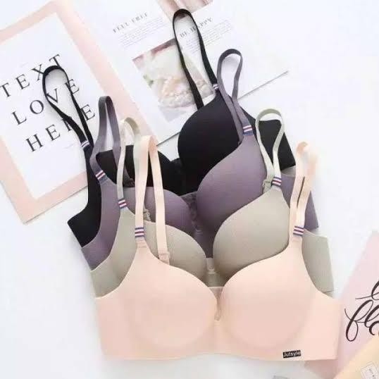 Jutsyle Push Up Bra Seamless Bh Tanpa Kawat High Quality