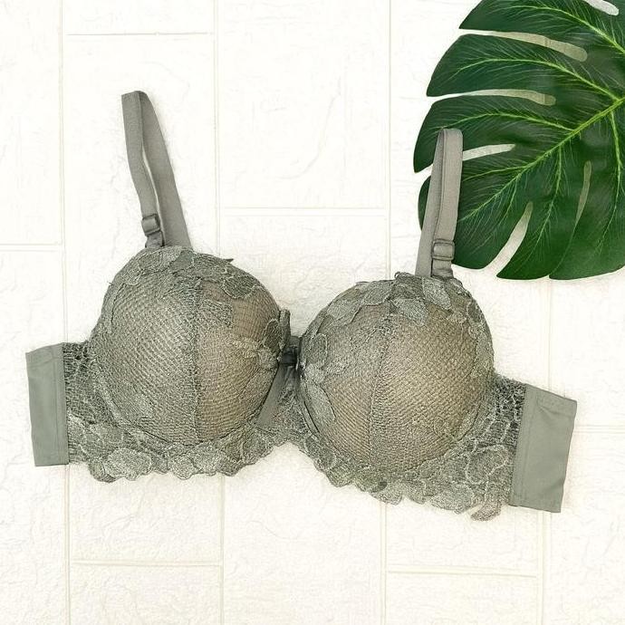 Bra Bh Kawat Dewasa Busa Tebal Cup B Beha Cantik Brukat Kait 3 Wanita  Nyaman