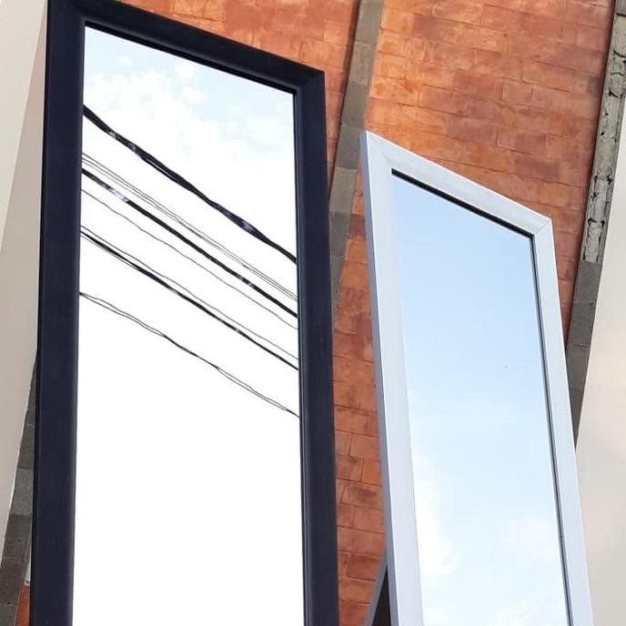 STANDING MIRROR /CERMIN BERDIRI