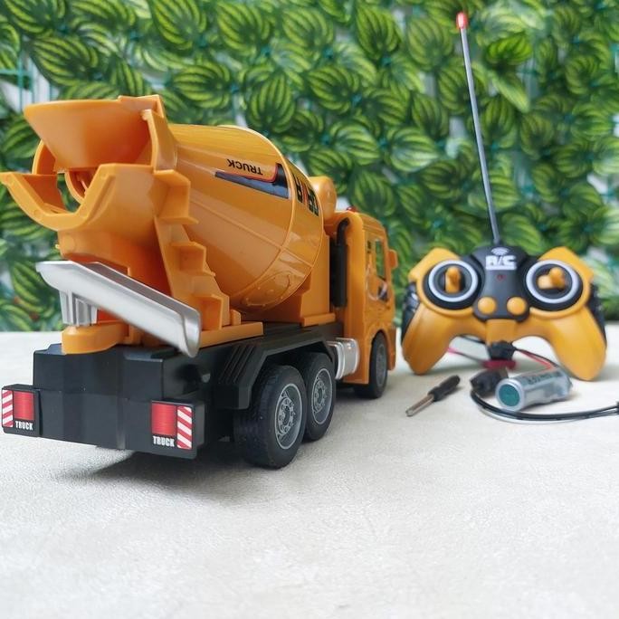 Mobil RC Truk Molen Mainan Remote Control - Kado Anak