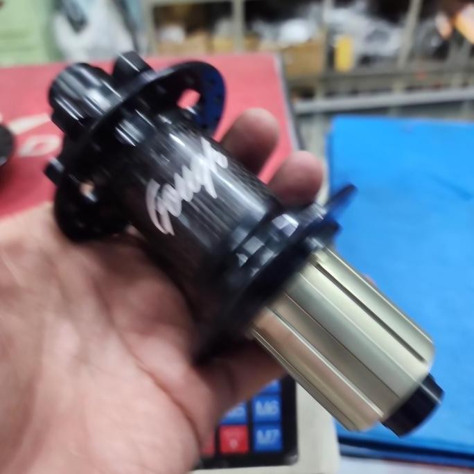 Hub Freehub GOUGH Carbon 32 Hole Disc Brake TA DH936 TA HuB MTB Roadbike Disc Six Bolt 6 Baut TA HUB