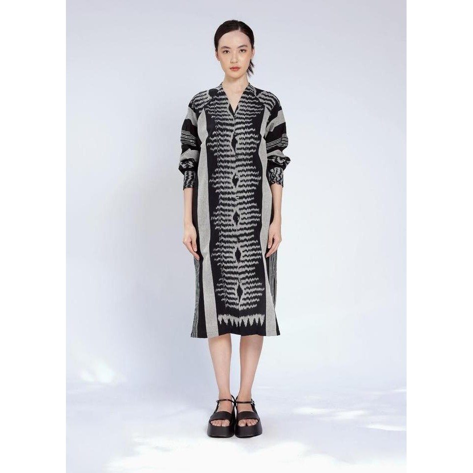 Oemah Etnik - Black Jiao Tenun Dress Wanita