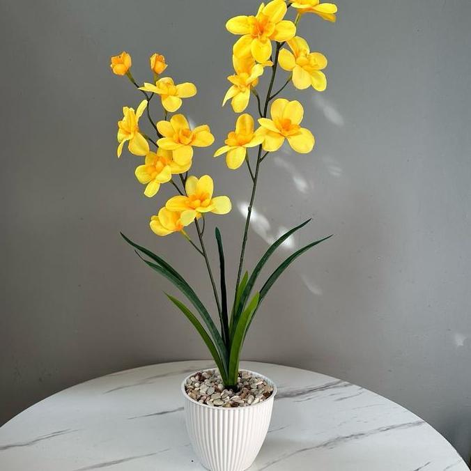 Toko Sanuri - Bunga Artificial Anggrek Cymbidium Kain Pot Kerang Plastik