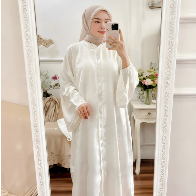 Gamis Abaya Putih Wanita Muslimah Simple Elegan Dress Muslim Lebaran 2026