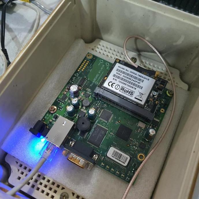 Mikrotik Rb411 + box dan pcie wireless