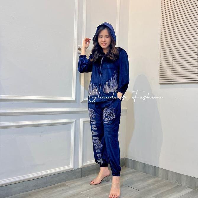 Kuki- Ghaudens - Setelan Ter Kenzi Hoodie Velvet / Setelan Bludru Nita - 1115-1