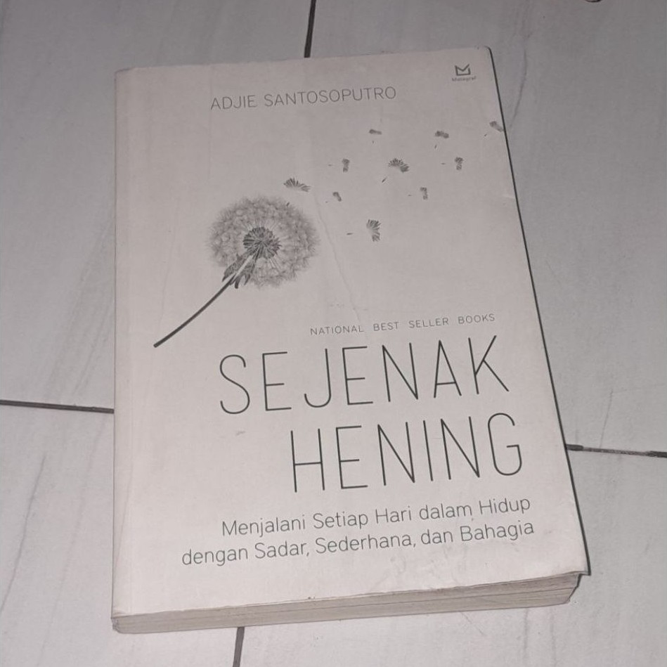 BUKU SEJENAK HENING ORIGINAL
