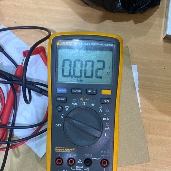 FLUKE 17B Max Digital Multimeter