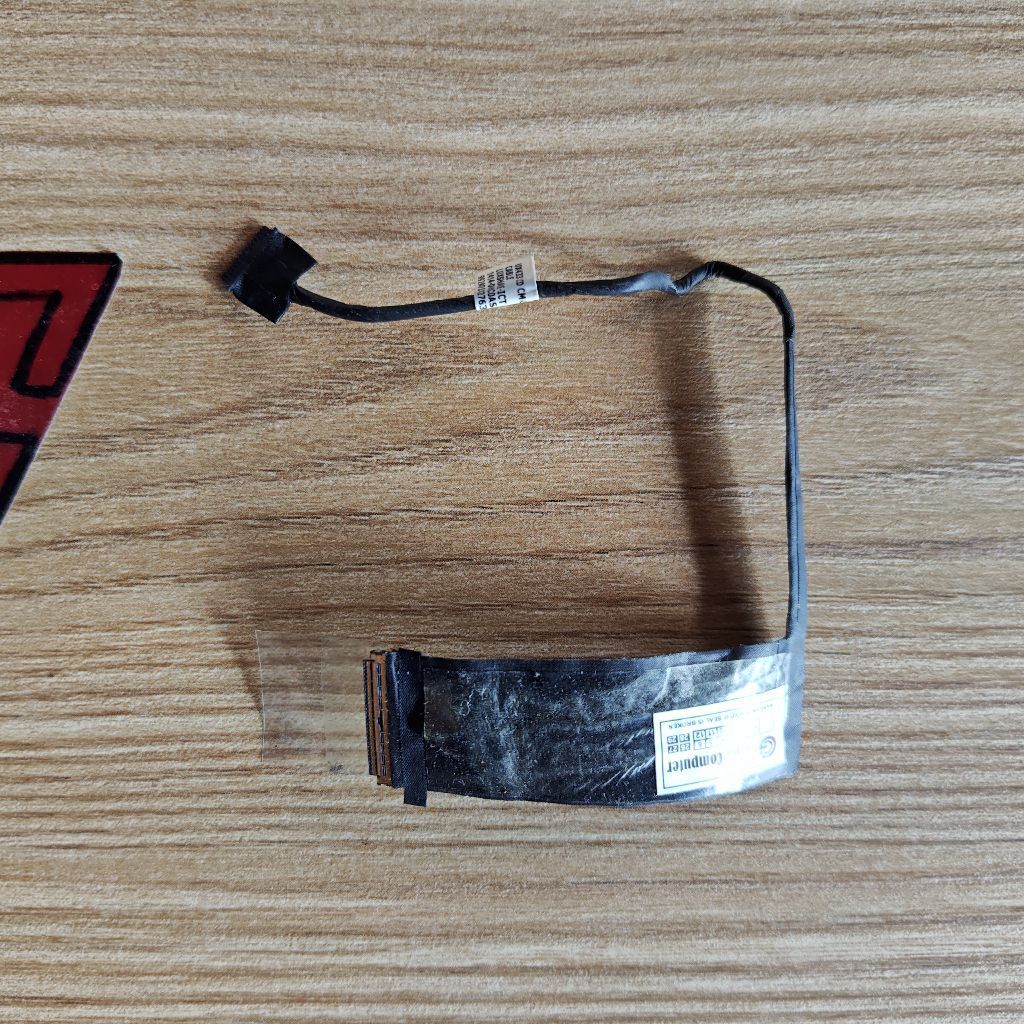 fleksibel LCD dan kamera laptop Asus ZenBook 14 model UX433FLC