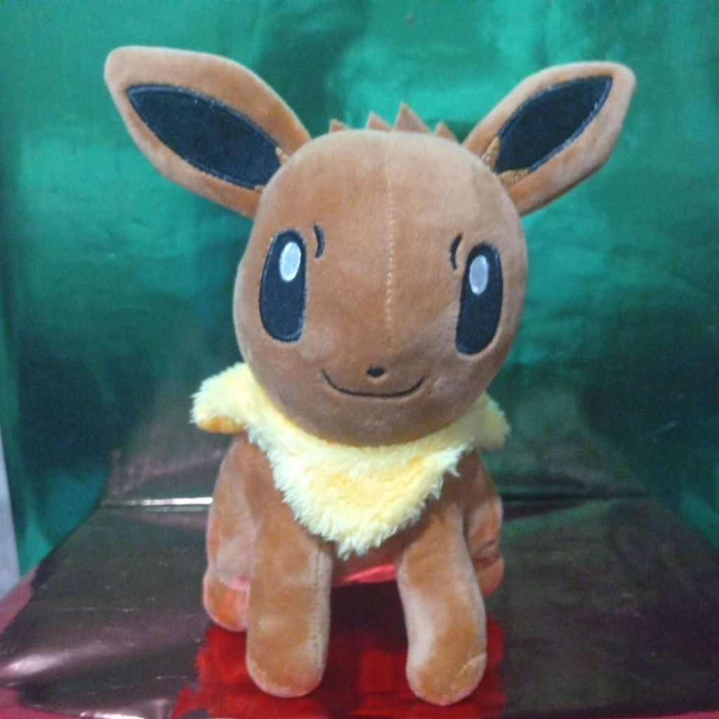 boneka pl ganca  pokemon evee.