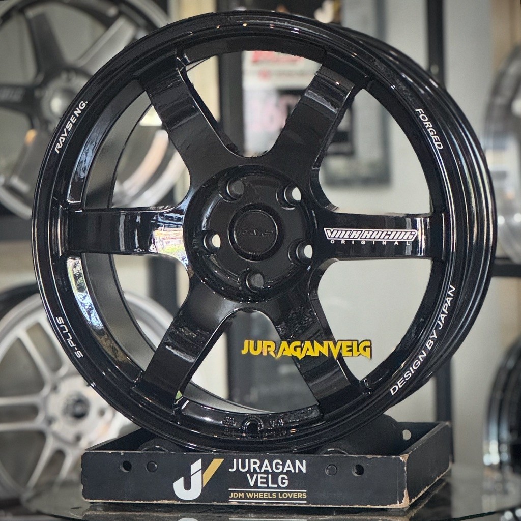 Te37 Saga SPlus R18 Black Glossy