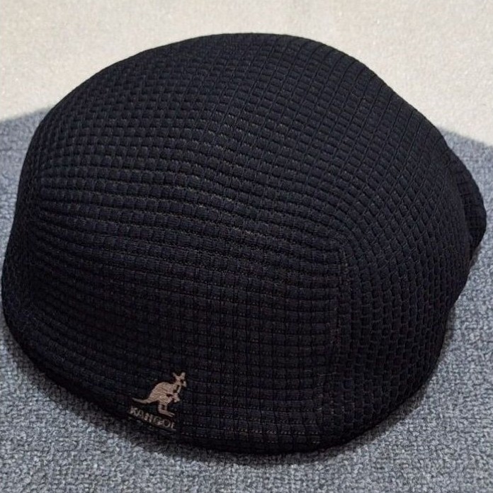 topi pet flat cap kangol two tone waffle cap original bekas preloved unik