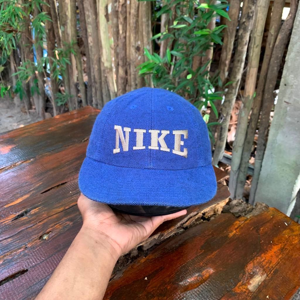 Topi Vintage Nike Spellout 90s Original Second