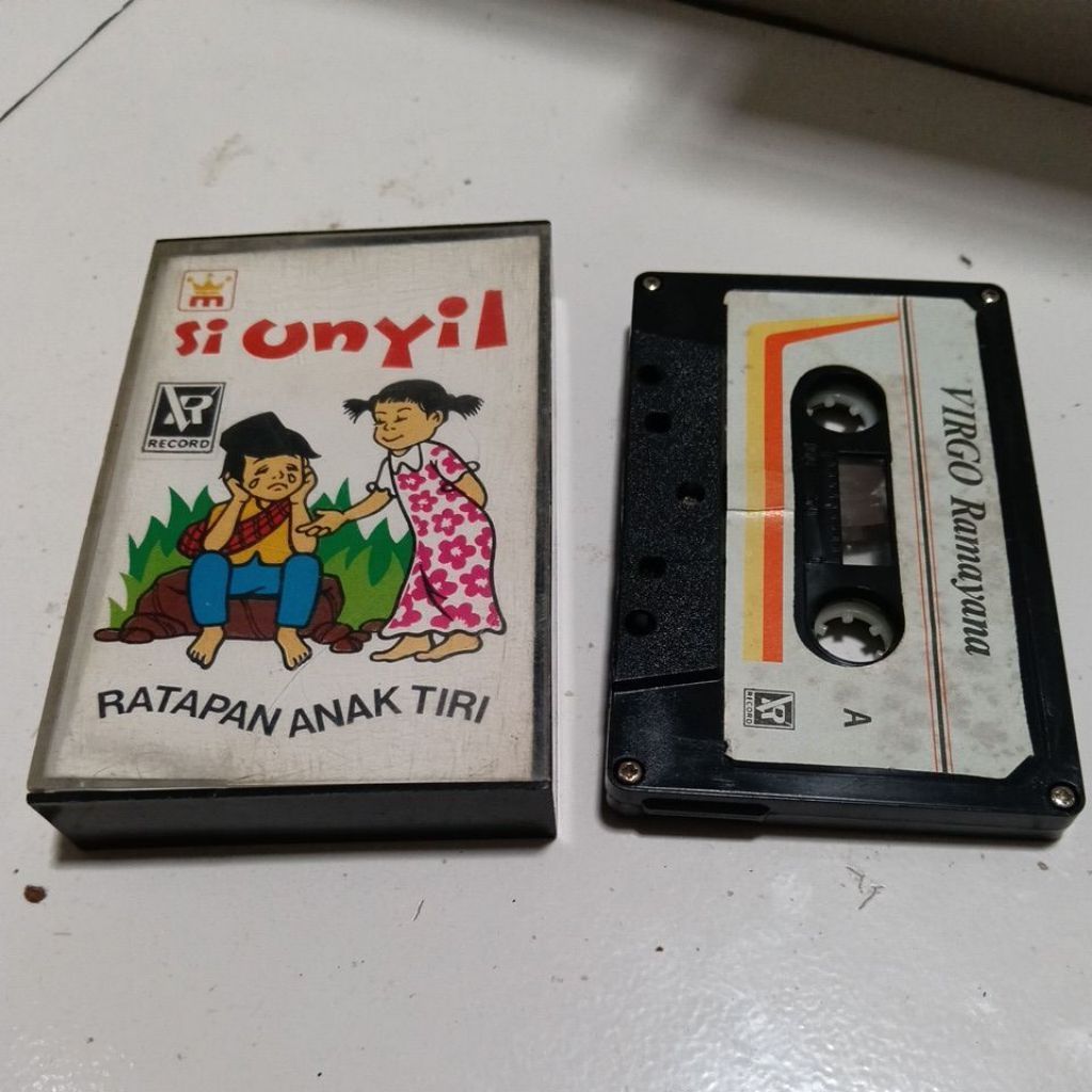 KASET PITA SI UNYIL - CERITA RATAPAN ANAK TIRI