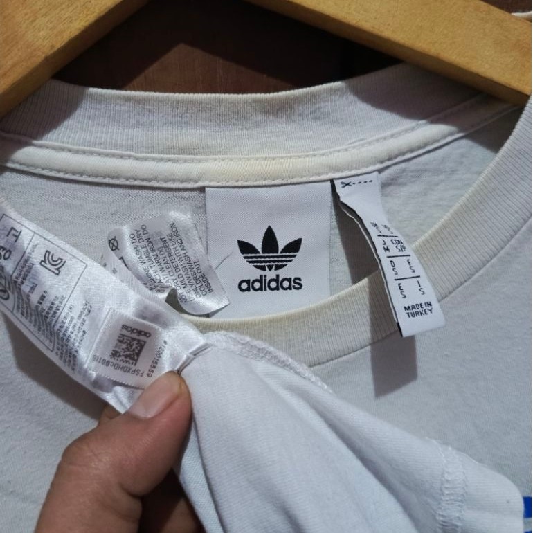 kaos ad1