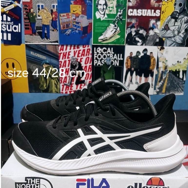 Sep4tu asics jolt 4 size 44/28 cm