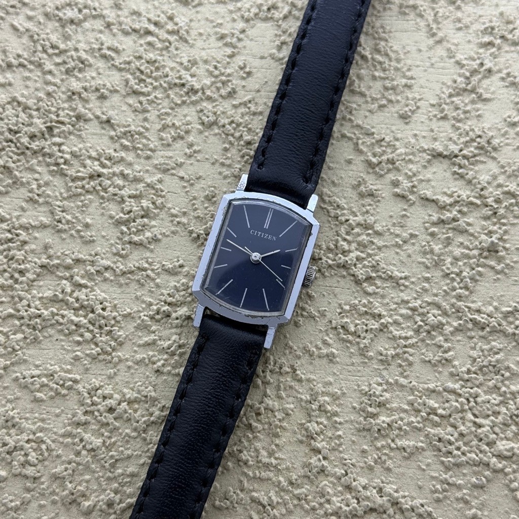 Dresswatch Jam tangan Citizen Tank Blue dial Second Preloved