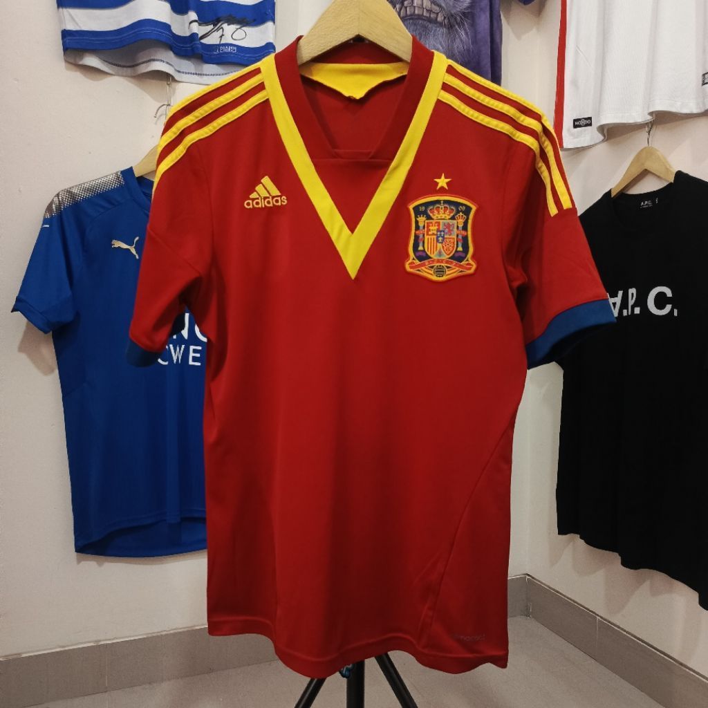 Kaos Jersey Bola Adidas Spain Spanyol 2013 Home Size M Padel Gym Running Original Authentic
