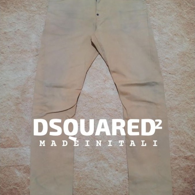 jeans DSQUARED2 bahan denim ngaret bekas pakai recomend