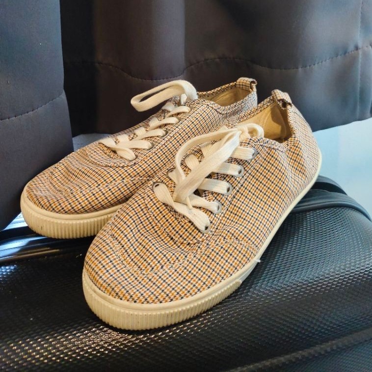 Preloved sepatu rubi
