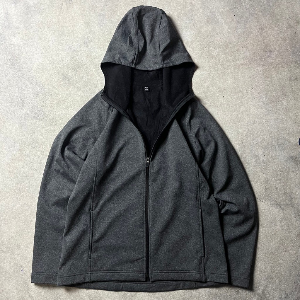 Uniqlo Jacket Softshell Hoodie Proteksi Anti UV