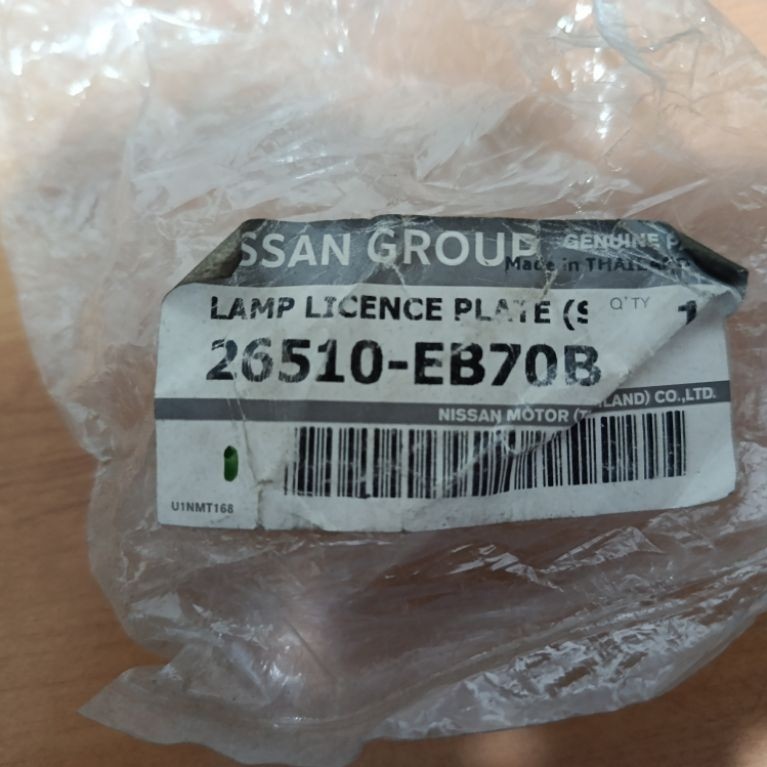 Lampu Plat Nomer Nissan Navara Frontier Original 26510-EB70B