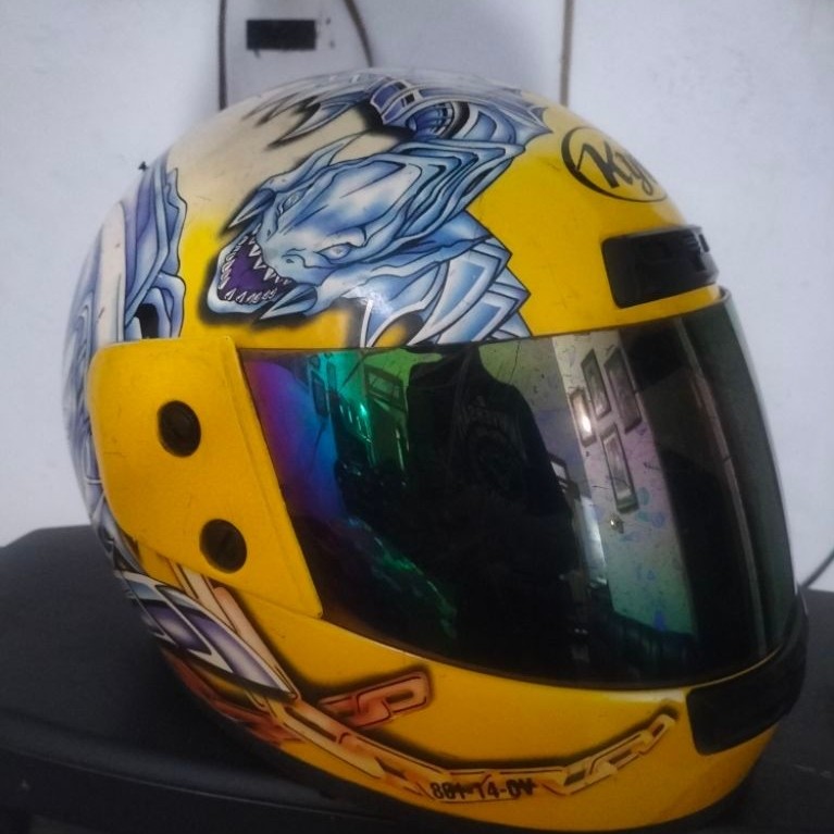 Jual Helm Teropong KYT Jadul Motif Naga Warna Kuning - Kondisi Sesuai Foto (Apa Adanya)
