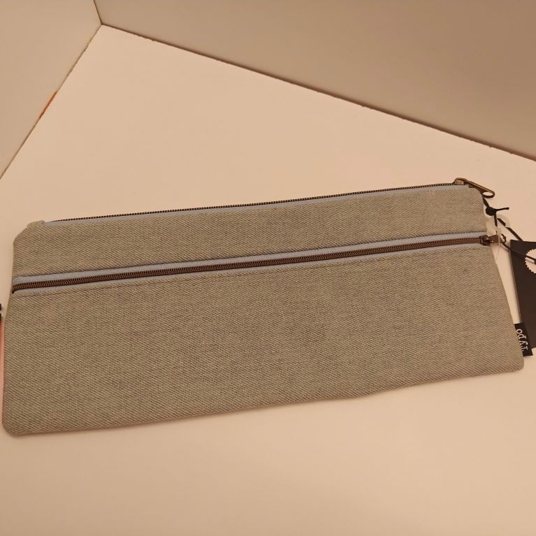 VARIOUS . TYPO . PATTI LONG PENCIL CASE . NEW
