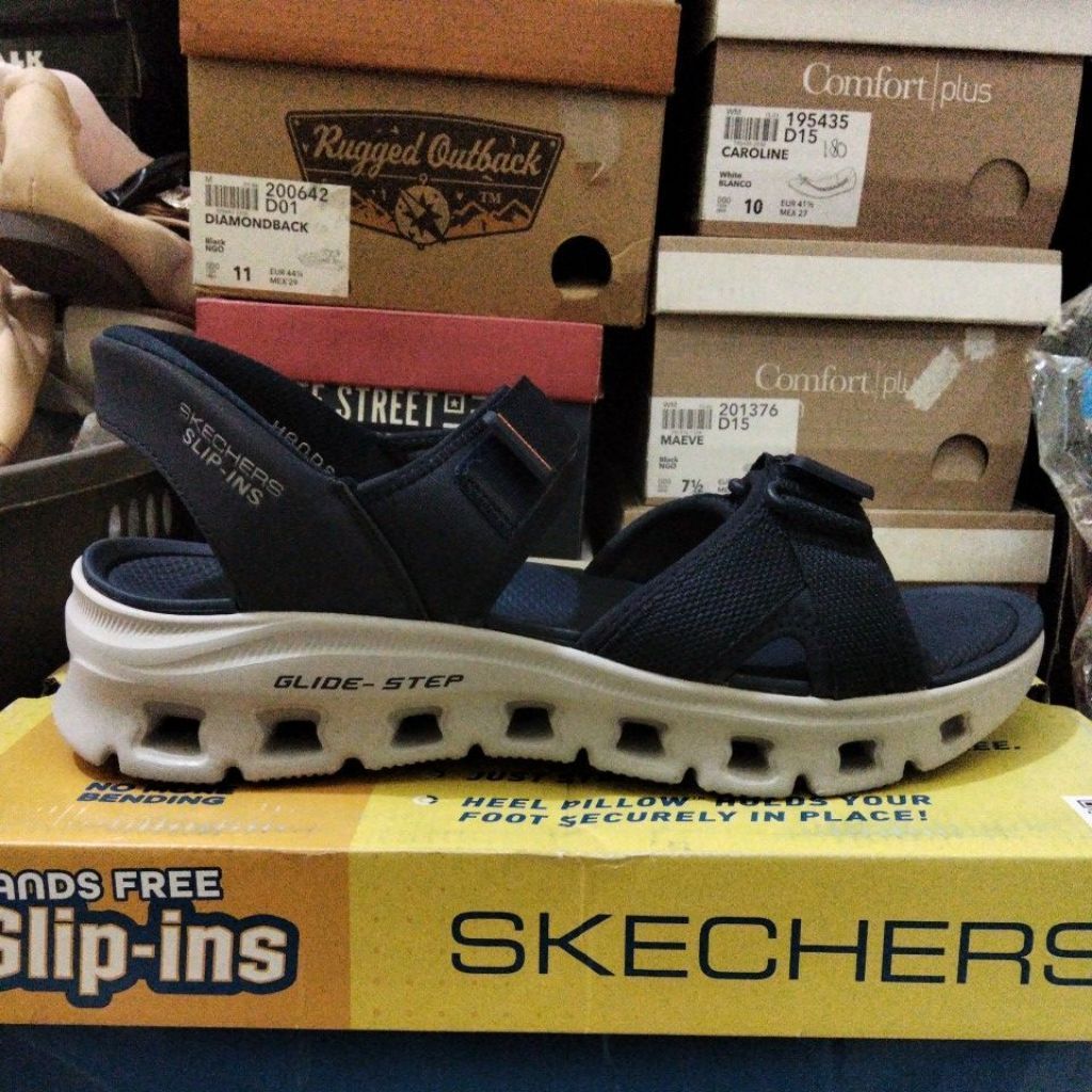 Sandal Santai Pria Skechers Glide Step Size 46