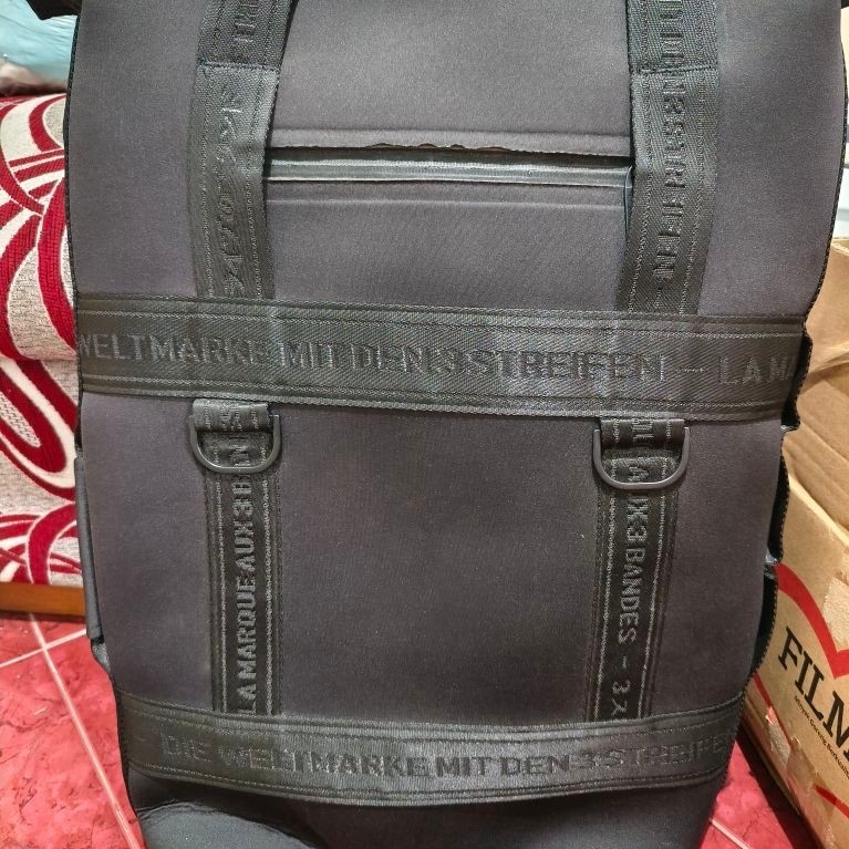 Tas Ransel Laptop Adidas NMD Original Warna Hitam Sise besar Kondisi Second Pemakaian